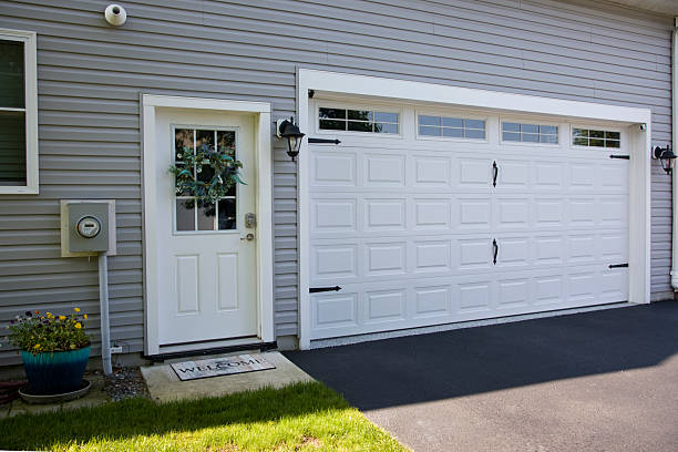 24/7 Emergency Garage Door Panel Replacement experts in Luther, OK